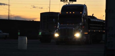 hours-night-truck-stop