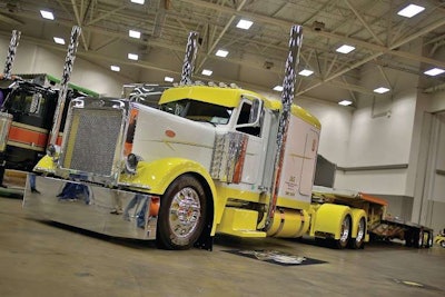 Josh Skidmore's 2007 Peterbilt 379