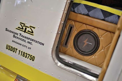 Josh Skidmore's 2007 Peterbilt 379