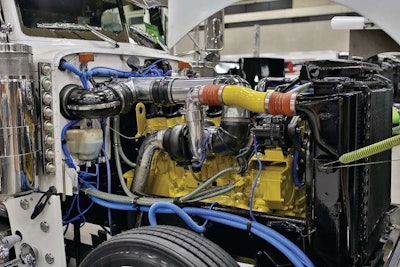 Gilbert Velaquez's 2000 Peterbilt 379