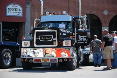 1977 Model 360 Brockway