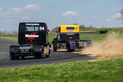 #54 Minimizer Turtured & #31 Team 31 in the turn