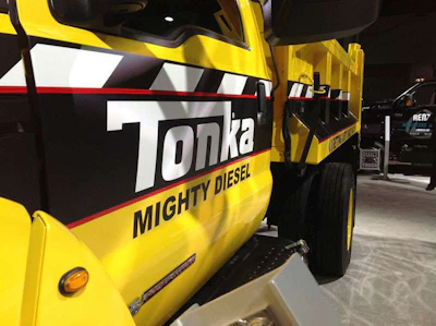 Tonka themed 2016 Ford F-750