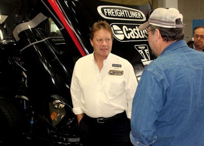 Mike Ryan chats with a fan