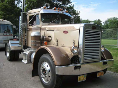 1961 Peterbilt 281 owned by Mike Henderson of Weedsport, NY