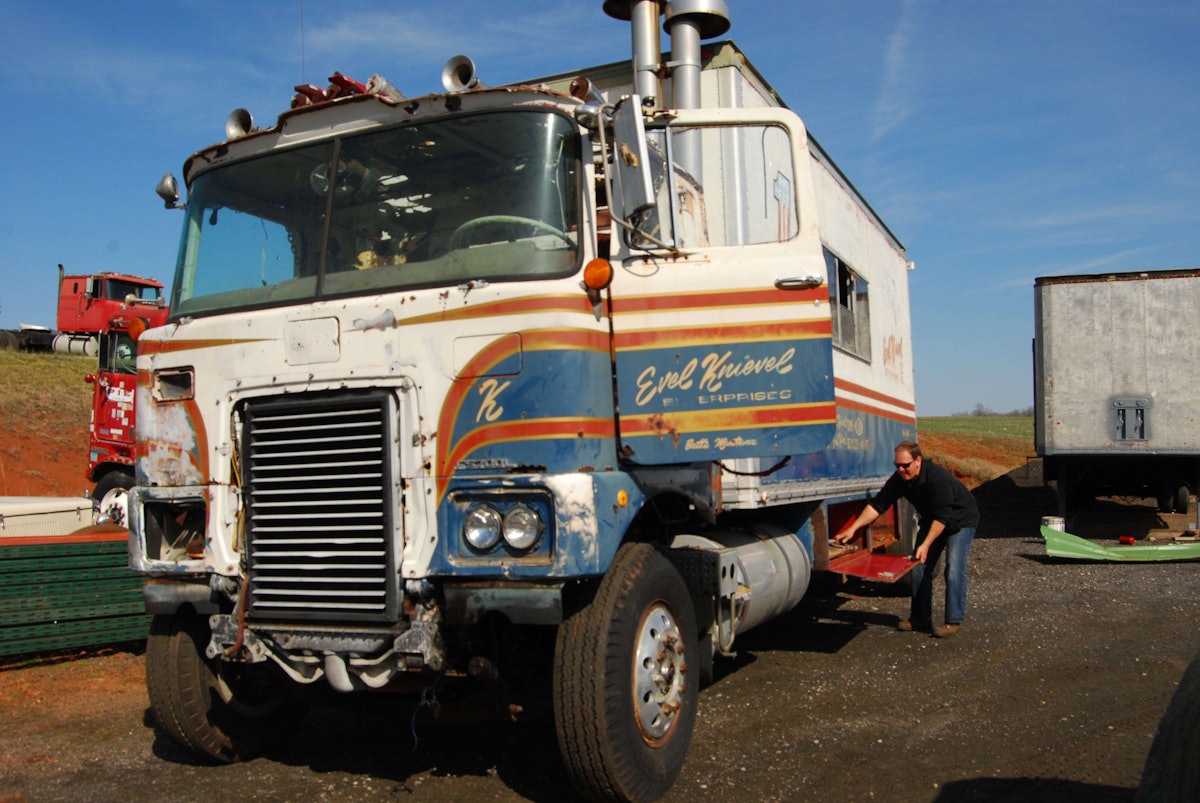 Mack truck that was part of Evel Knievel history restored.