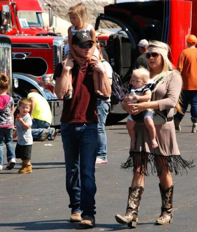 Jeremy and Samantha James with their children Cabella and Bristol