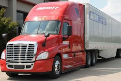 Averitt-Freightliner_2