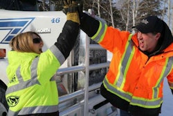 Trucking company partners Lisa Kelly and Darrell Ward get ready to go on the road. (ORIGINAL PRODUCTIONS/A & E NETWORKS)