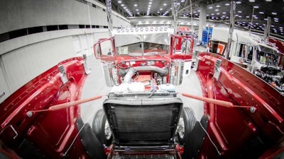 Candice Cooley's 2017 Peterbilt 389. (Photo: Jim Allen)