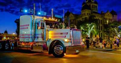 Peterbilt Pride & Class Parade