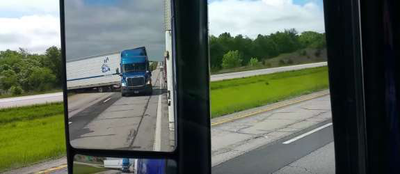 truck-in-median