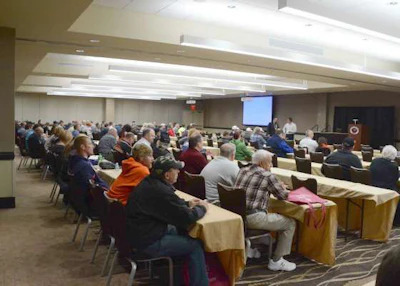 Visitors sit in a seminar at the Mid-West Truck & Trailer Show. (Image Courtesy of Mid-West Truckers Association)