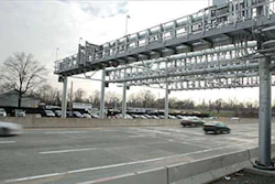 Cashless tolling gantry