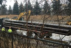 Job site where a Missouri truck driver died (KARE photo from Twitter by Joe Raguse)