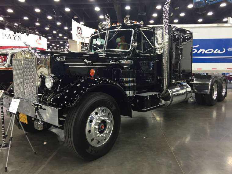 A 1952 Mack LTL on display at MATS. It has a 335 engine with a Quadraplex transmission. It is owned by Keith Jones of Chesterfield, Virginia.