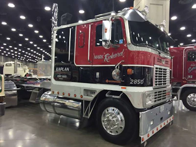 A 1990 International 9670 on display at MATS. It has a 425 Caterpillar engine and 13-speed transmission. It is owned by Mark Rickard of Maceo, Kentucky.
