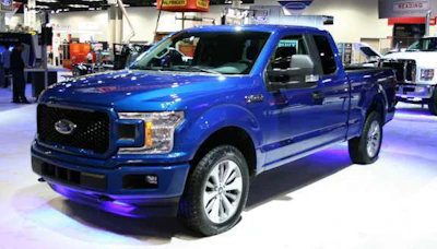 2018 Ford F-150 Super Cab 4×4 XLT at the Work Truck Show in Indianapolis
