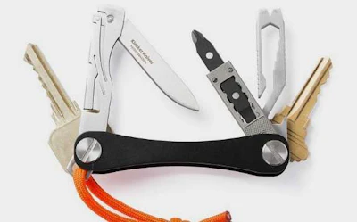 Huckberry Compact EDC Kit costs $60