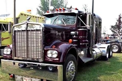 1967 Kenworth W900