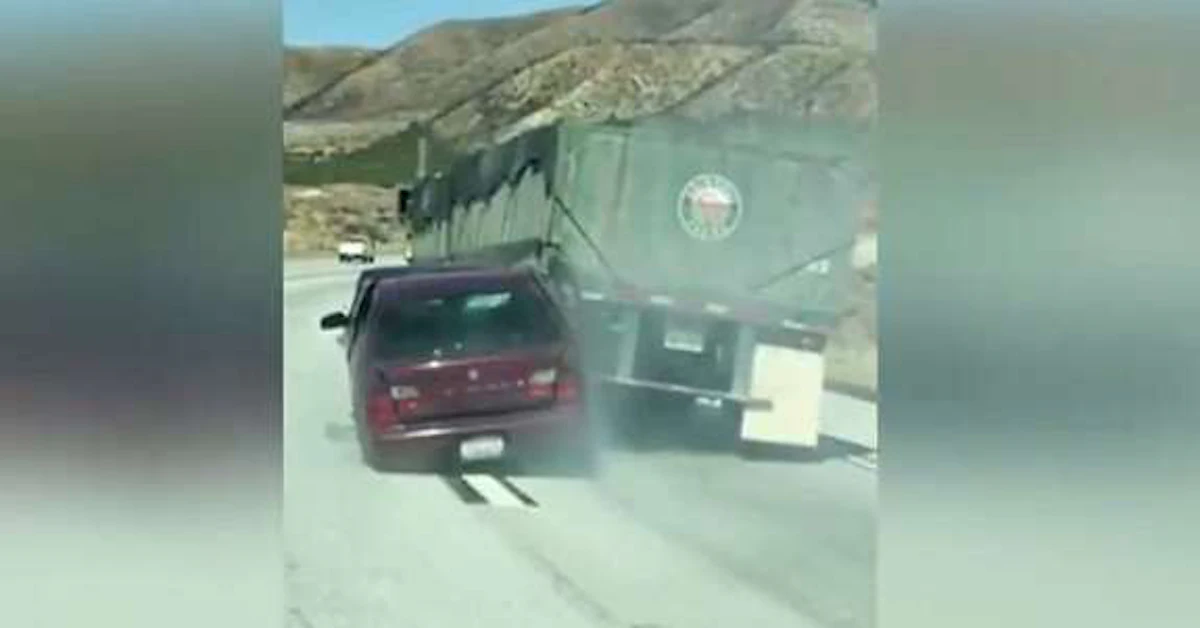 Watch this video: Trucker unaware he's dragging a vehicle | Truckers News