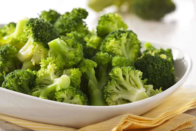 Broccoli is rich in chromium, which works directly with mood regulators in the brain. It aids in managing levels of mood-boosting neurotransmitters, and just a half cup of broccoli provides 11 micrograms of chromium, almost 50 percent of the recommended daily intake.