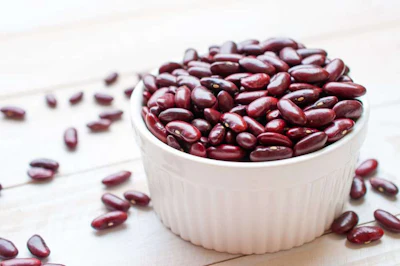 One cup of cooked kidney beans kidney beans contains 58 percent of the daily recommended value of folate. Studies have shown that folks suffering from depression are often deficient in folate.