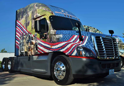 Us Xpress Independence Truck 2016 07 01 12 43