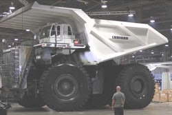 largest-dump-truck