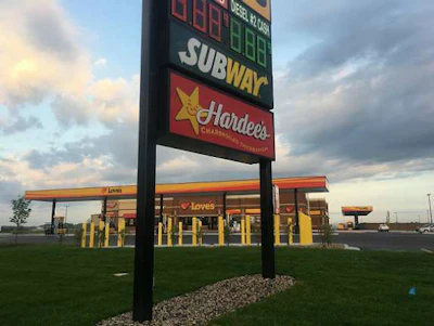 Sheboygan Loves Sign Small 1497535991495