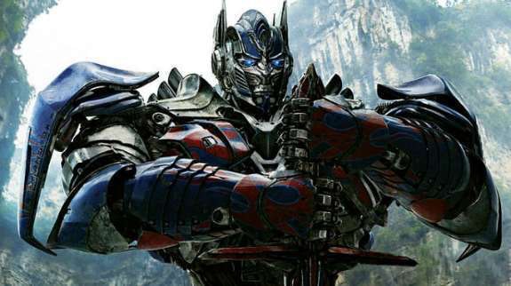 Optimus Prime Returns in Transformers The Last Knight