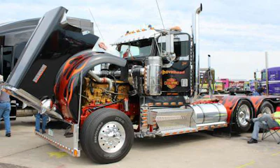 Bill Schlueter, 1996 Kenworth W900 “Shovelhead”