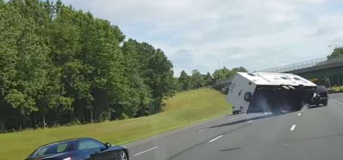 NJ-trailer-tip