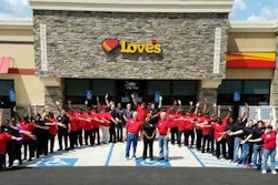 magee-loves-store-team