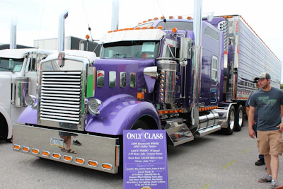 John & Kim Jaikes, Nanticoke, PA – 1999 Kenworth W900L & 2006 Utility – ONLY CLASS