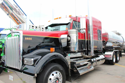 Larry Proechel 2017 Kenworth