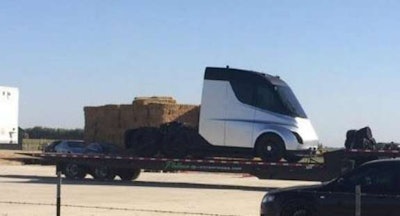 tesla-truck2-2017-10-03-10-11-2017-10-04-09-00