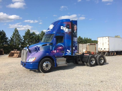 Green Bay, Wisconsin carrier Contract Transport Services honors first responders with this wrap