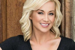 kelliie-pickler-show-page-1