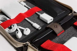 Bookbook-CaddySack-Cable-Travel-Tote-02