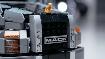 The kit includes Mack's signature bulldog hood ornament.