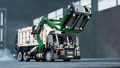 The Mack Anthem LEGO kit can be rebuilt into a Mack LR garbage truck.
