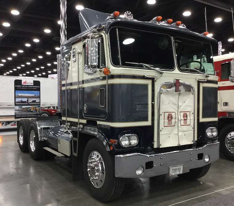 Meet this antique Kenworth COE and other old trucks Truckers News