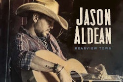 jason-aldean-rearview-town