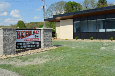 The new Beemac Trucking Driver Recruiting and Training Center can seat up to 10 people per class. (Image Courtesy of Beemac Trucking)