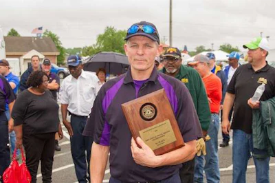 FedEx Ground driver Lindsay Nonnenmocher took first place in the Straight Truck class. (Image Courtesy of Delaware Motor Transport Association)