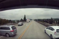 minivan-u-turn