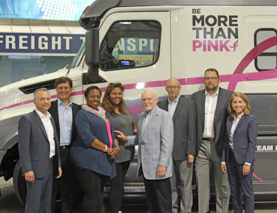 Daimler Trucks North America Director of National Accounts Steve Mignardi, Daimler Trucks North America Senior Vice President of Sales and Marketing Richard Howard, Werner Enterprises Road Team Captains Dorwenda and Sanaye Lewis, Werner Enterprises founder and Executive Chairman CL Werner, Daimler Trucks North America President and CEO Roger Nielsen, Werner Enterprises President and CEO Derek Leathers and Daimler Trucks North America National Accounts Manager Katie Rabideau. (Werner photos)
