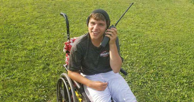 Truck driver Jeff Seichter gifted Dakota a handheld CB radio. (Image Courtesy of Peggy Cadd)