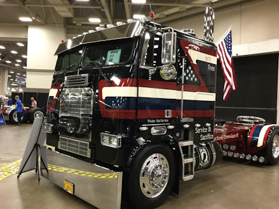 Ed Harwell's 1988 Freightliner FLT86